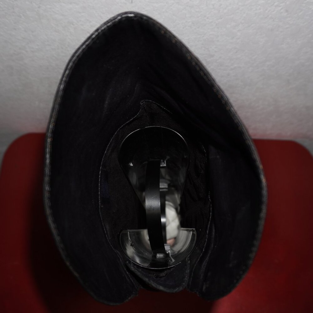 Women's Vince Camuto Black Leather Knee High Riding Studded Fashion Boots 7.5 - Picture 8 of 9